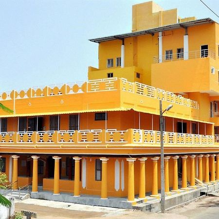 קראיקל Hotel Anandhiram Heritage מראה חיצוני תמונה