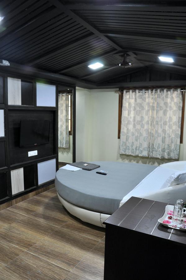 קראיקל Hotel Anandhiram Heritage מראה חיצוני תמונה