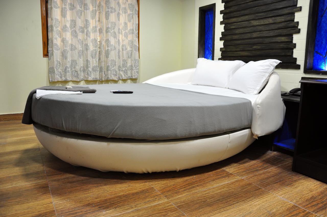 קראיקל Hotel Anandhiram Heritage מראה חיצוני תמונה