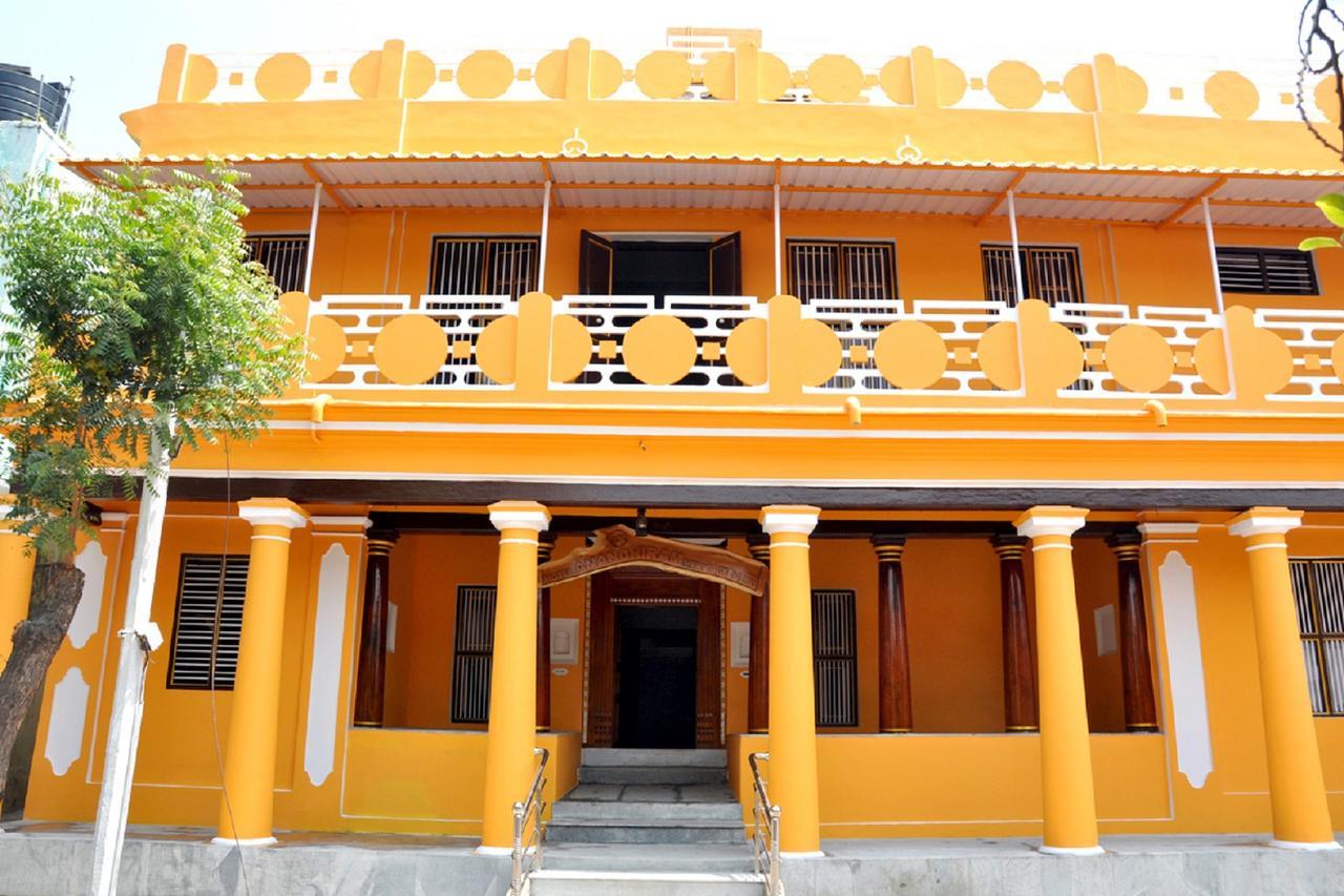 קראיקל Hotel Anandhiram Heritage מראה חיצוני תמונה